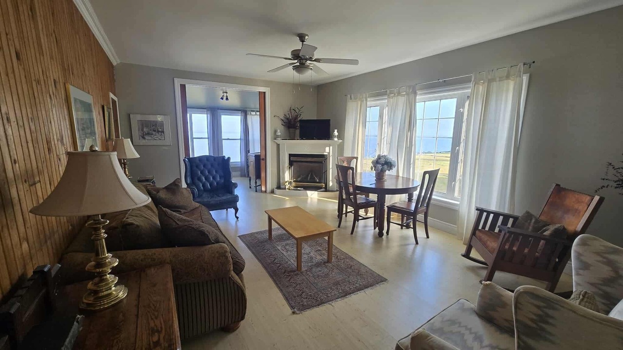 Photo of Livingroom in Acadian Coastal Drive