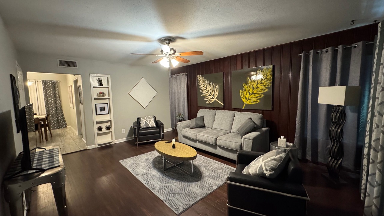Photo of Livingroom in Del Mar