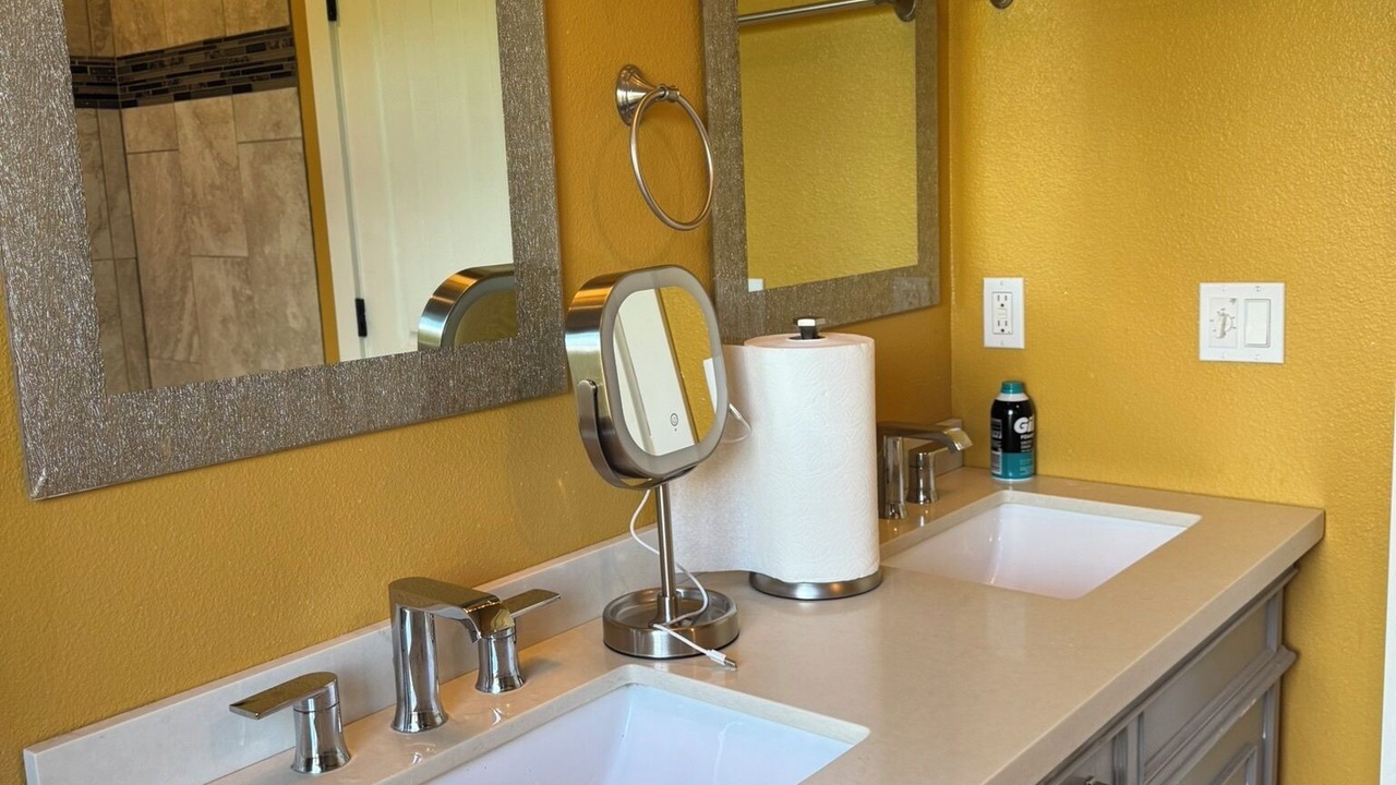 Photo of Bathroom in Hillsboro