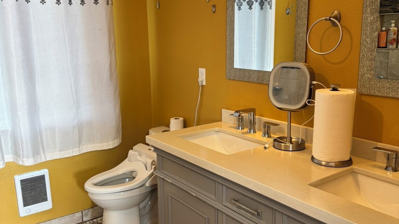 Photo of Bathroom in Hillsboro