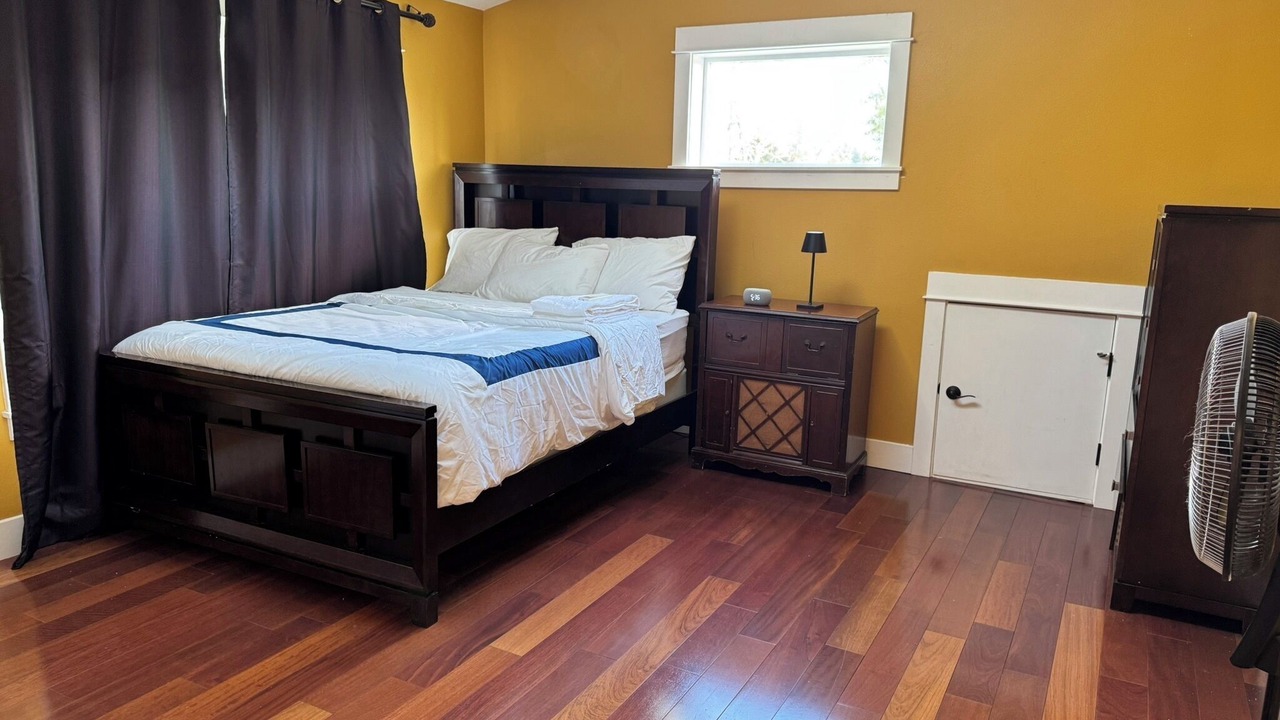Photo of Bedroom in Hillsboro