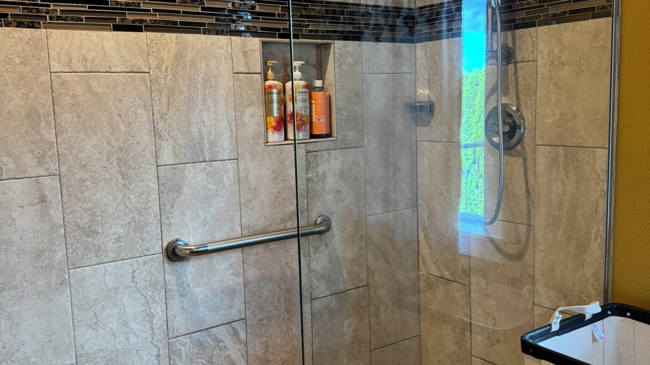 Photo of Bathroom in Hillsboro