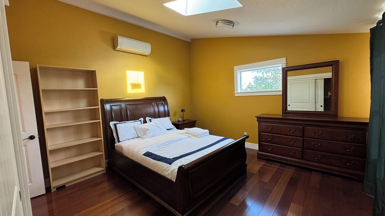 Photo of Bedroom in Hillsboro