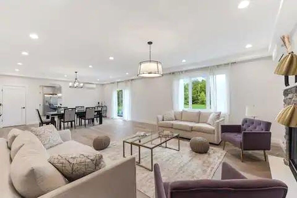 Photo of Livingroom in Warwick