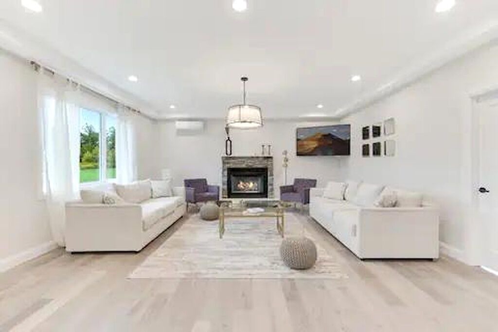 Photo of Livingroom in Warwick