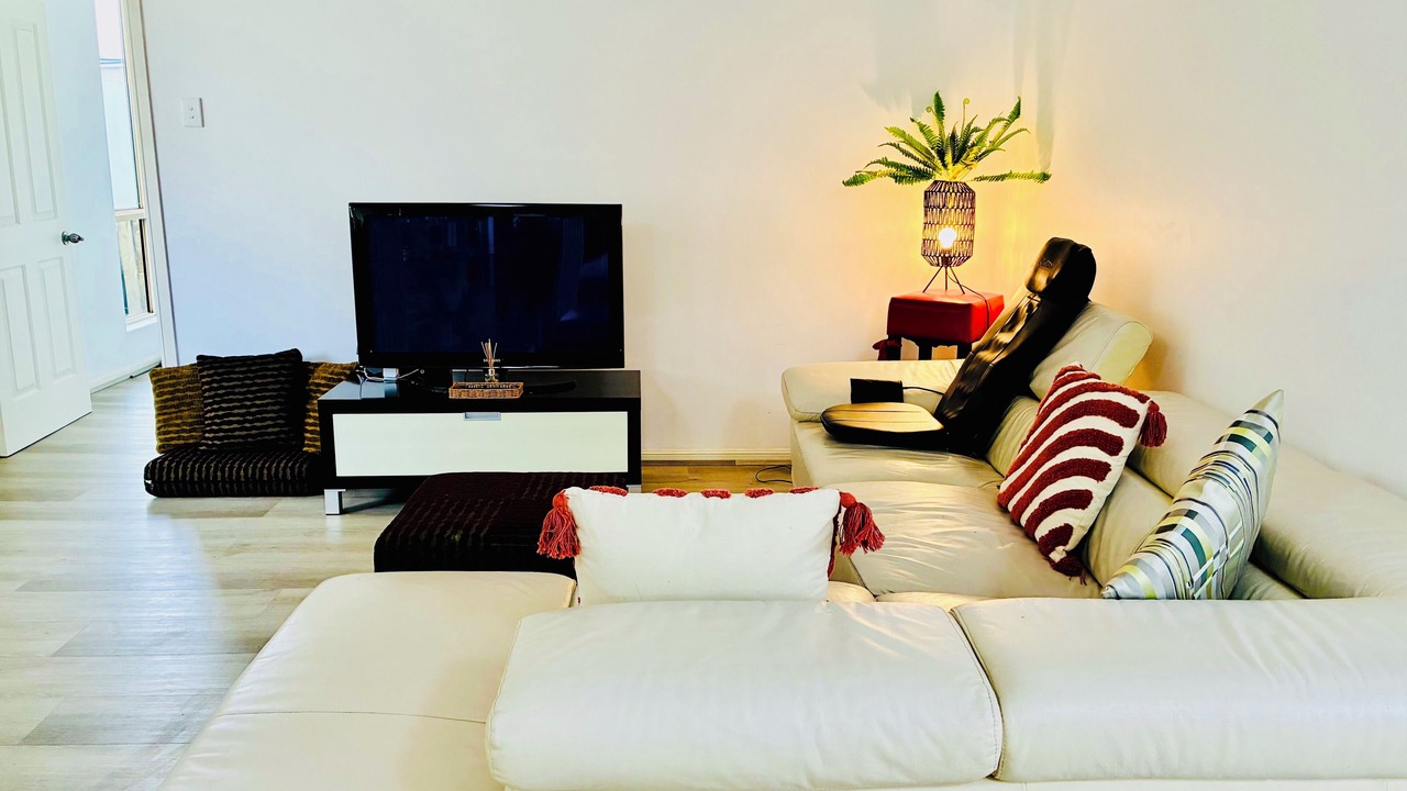 Photo of Livingroom in Weston