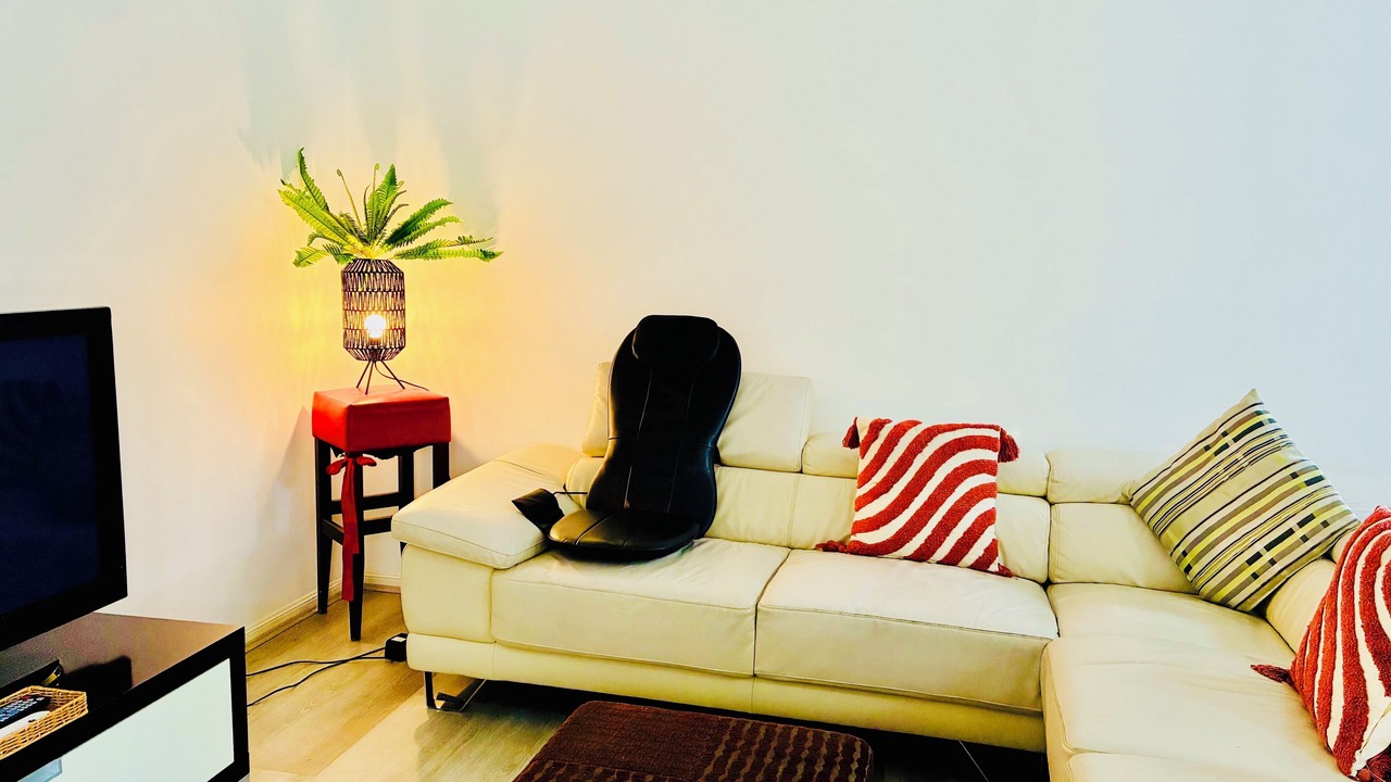 Photo of Livingroom in Weston