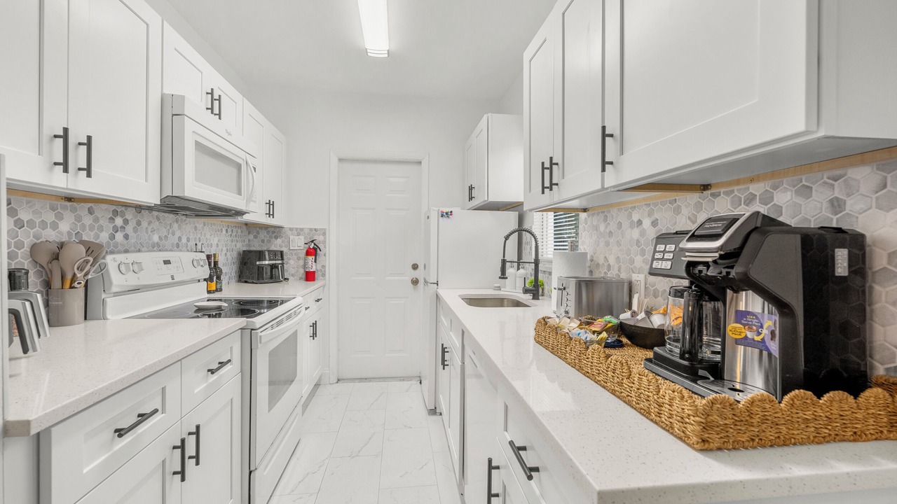 Photo of Kitchen in Flamingo Parks