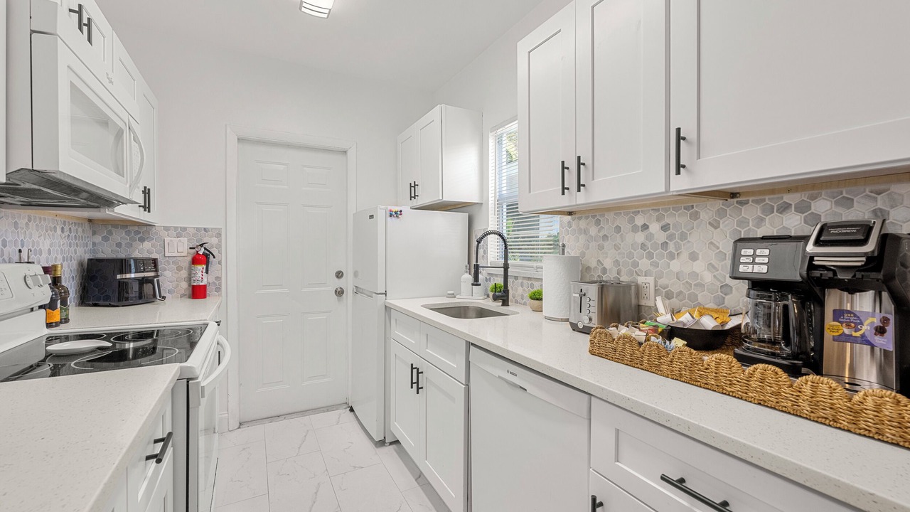 Photo of Kitchen in Flamingo Parks