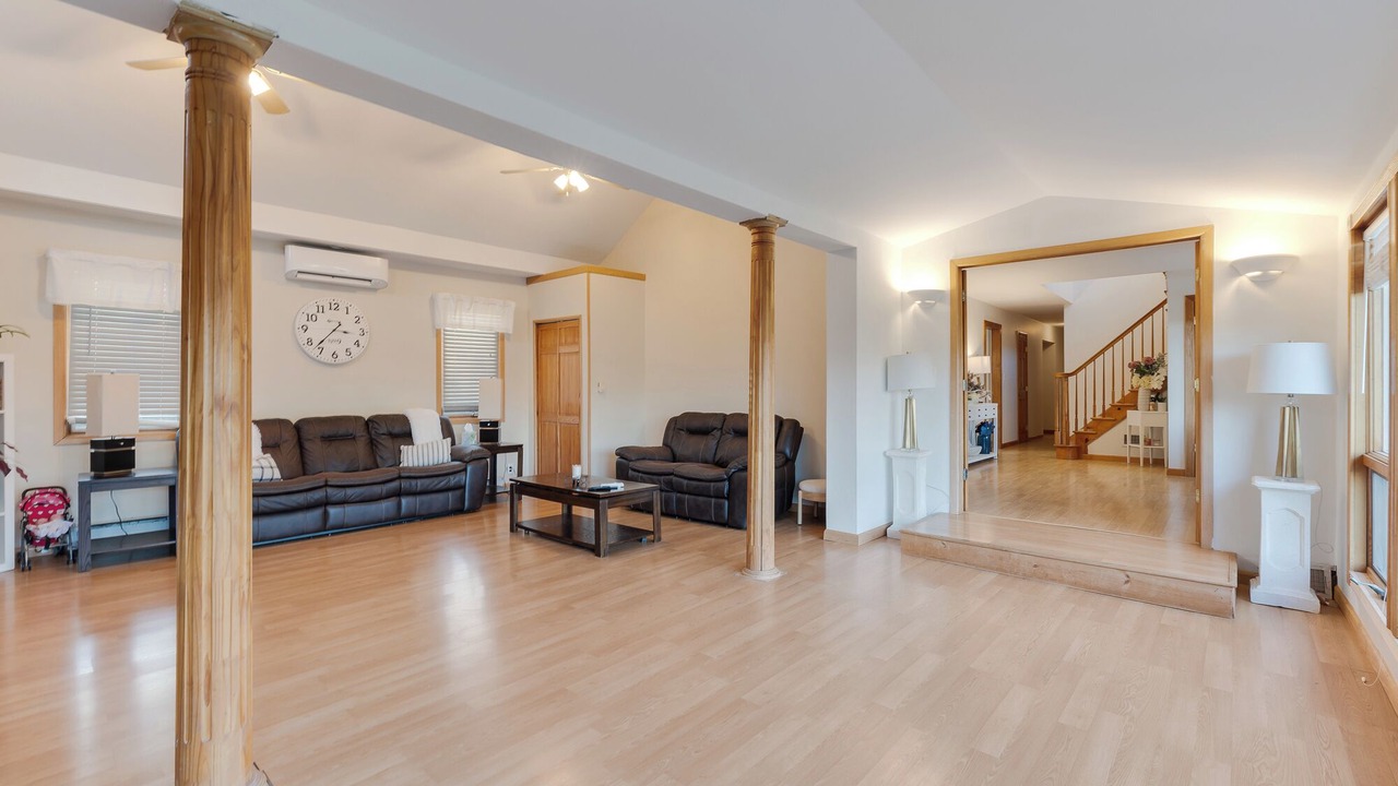 Photo of Livingroom in Monroe