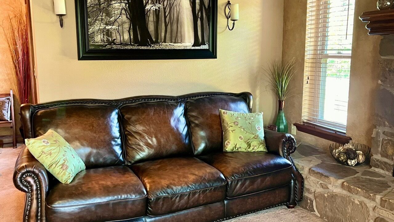 Photo of Livingroom in Kingston