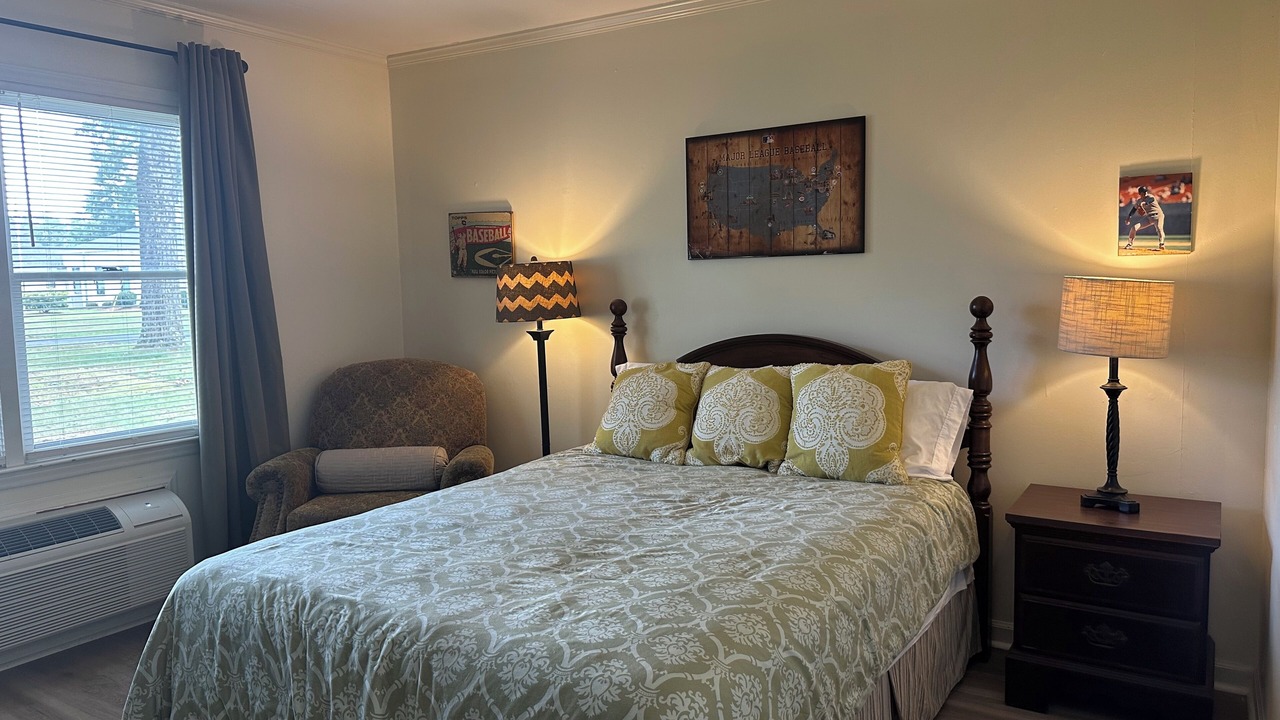 Photo of Bedroom in Lavonia
