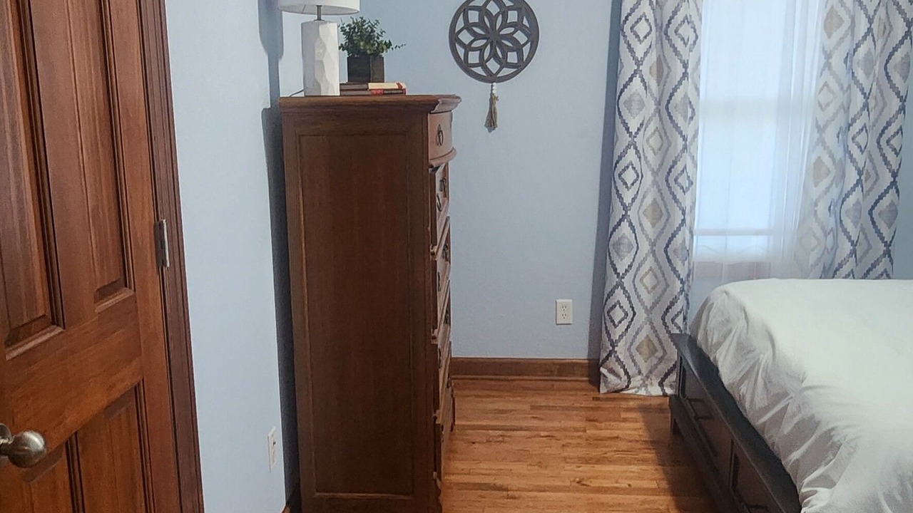 Photo of Bedroom in Holts Summit
