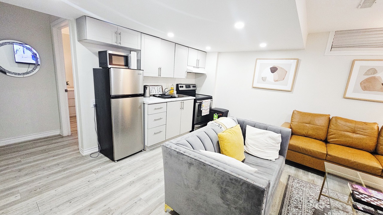 Photo of Livingroom in Brantford