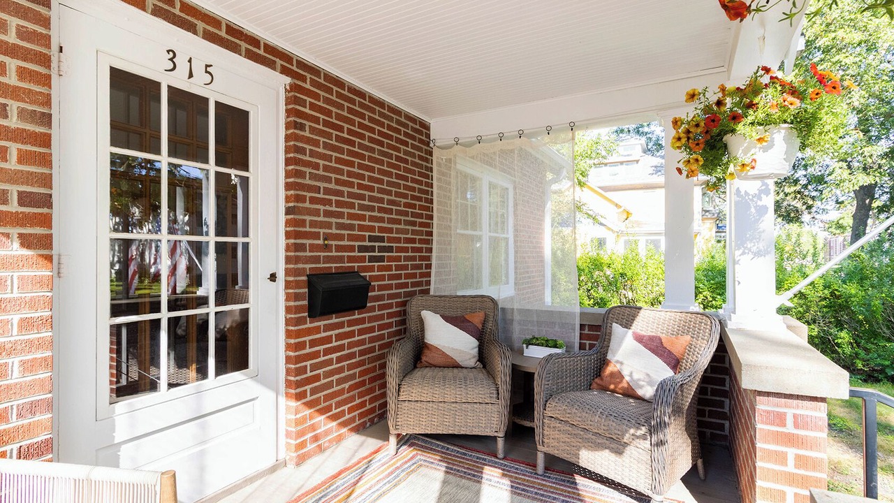 Photo of Patio Balcony in Winterset