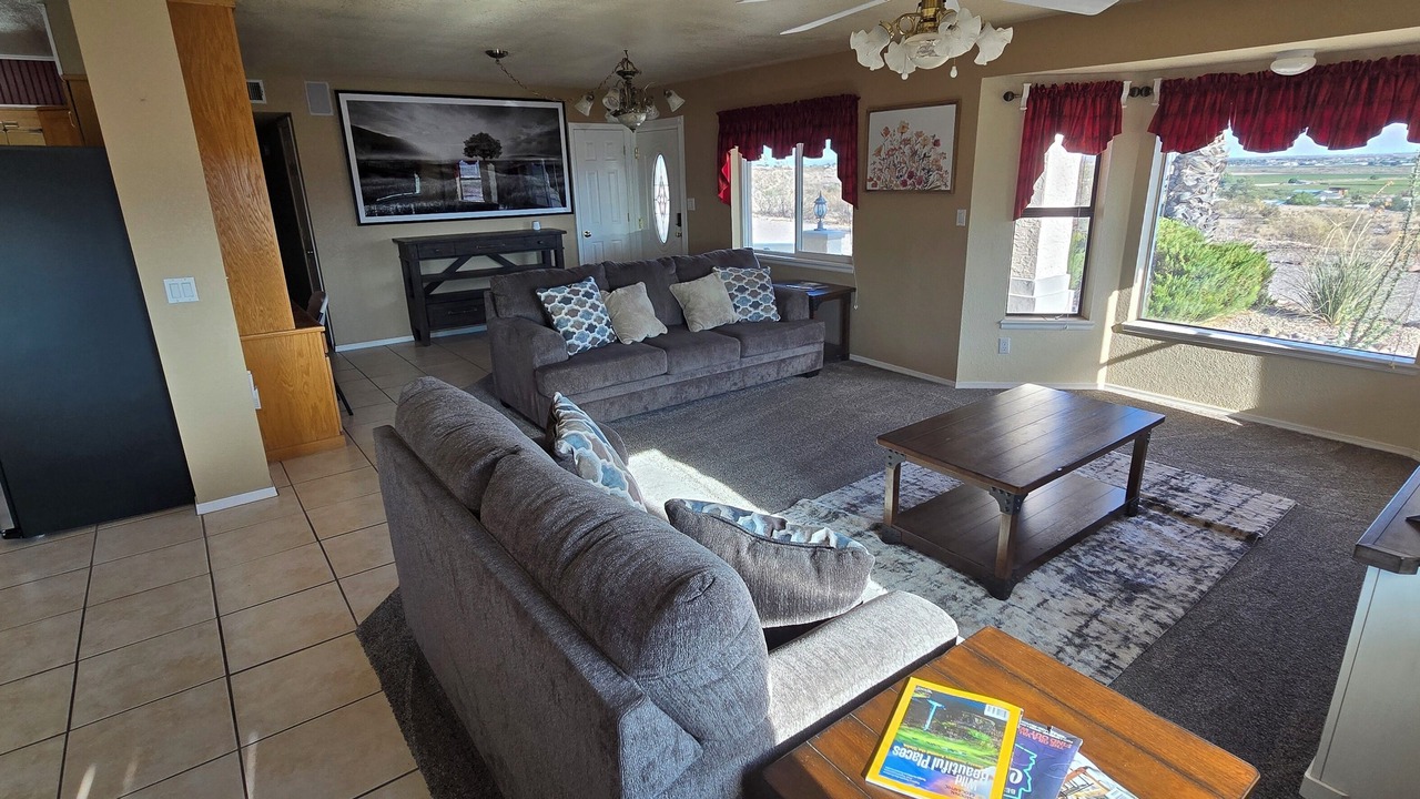 Photo of Livingroom in Safford