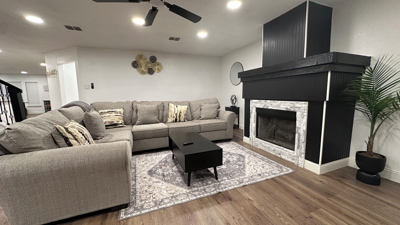 Photo of Livingroom in South Arlington