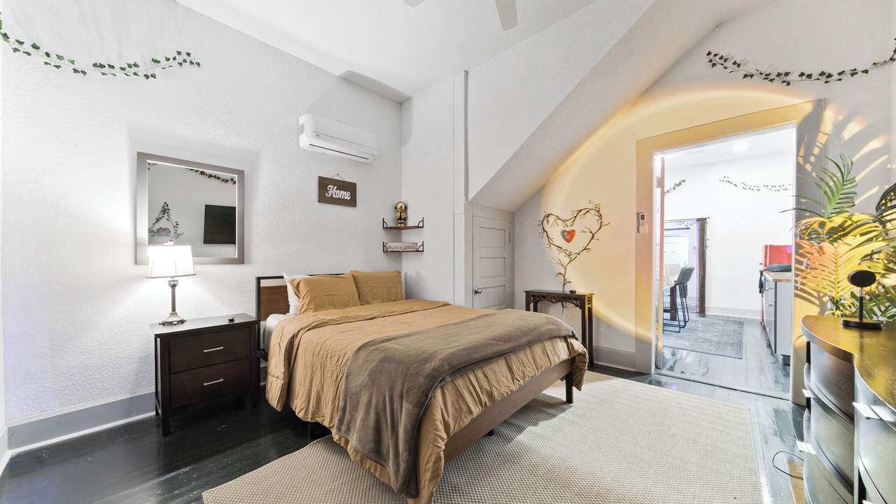 Photo of Bedroom in Alta Vista
