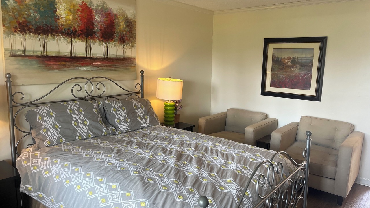 Photo of Bedroom in Lavonia