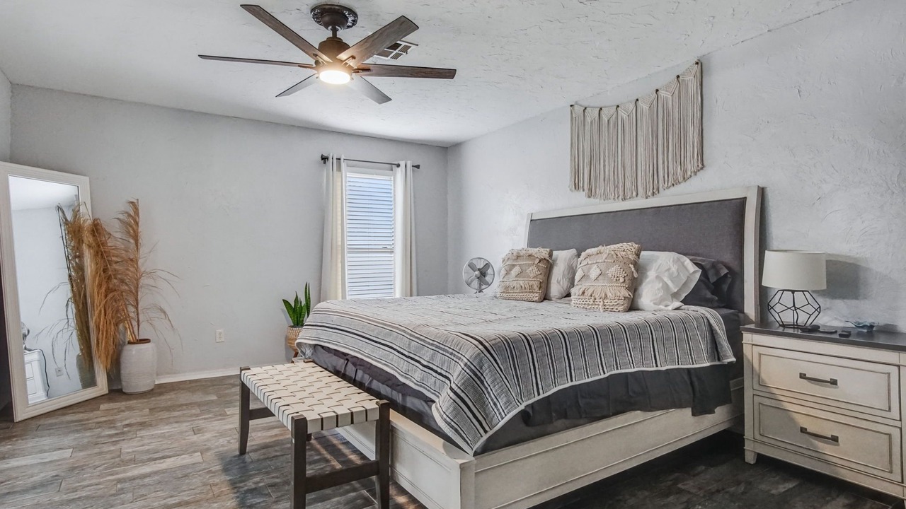 Photo of Bedroom in Moore