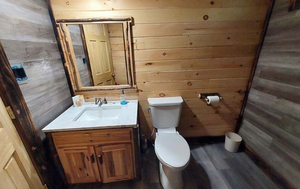 Photo of Bathroom in Ovid