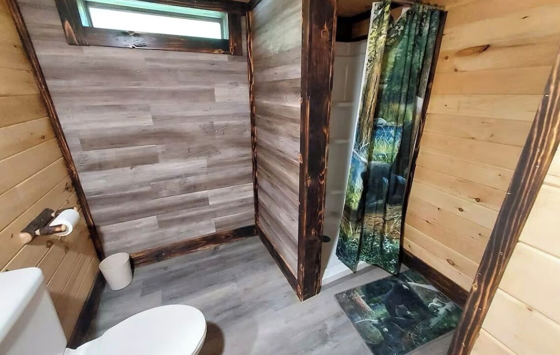 Photo of Bathroom in Ovid