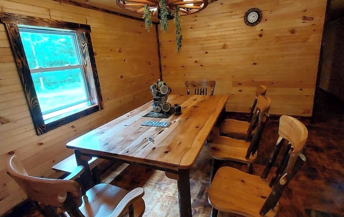 Photo of Others in Ovid