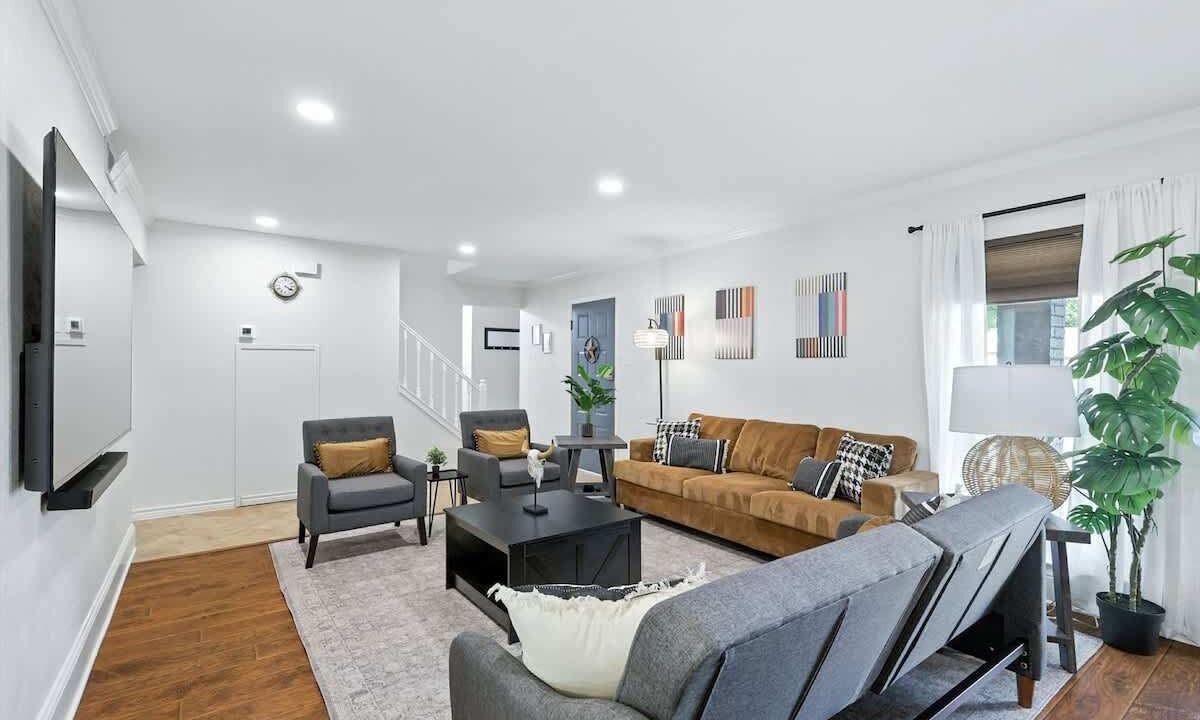 Photo of Livingroom in Flower Mound