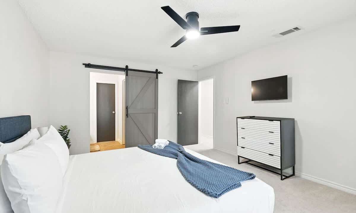Photo of Bedroom in Flower Mound