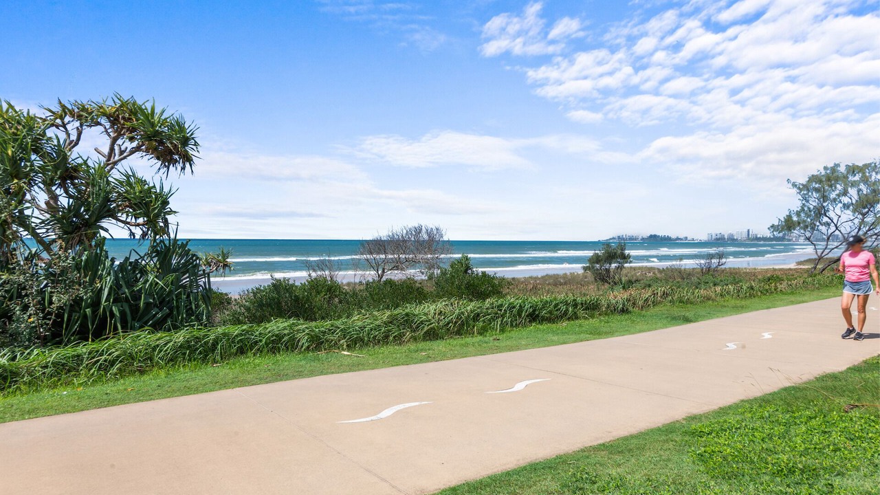 Photo of Others in Tugun