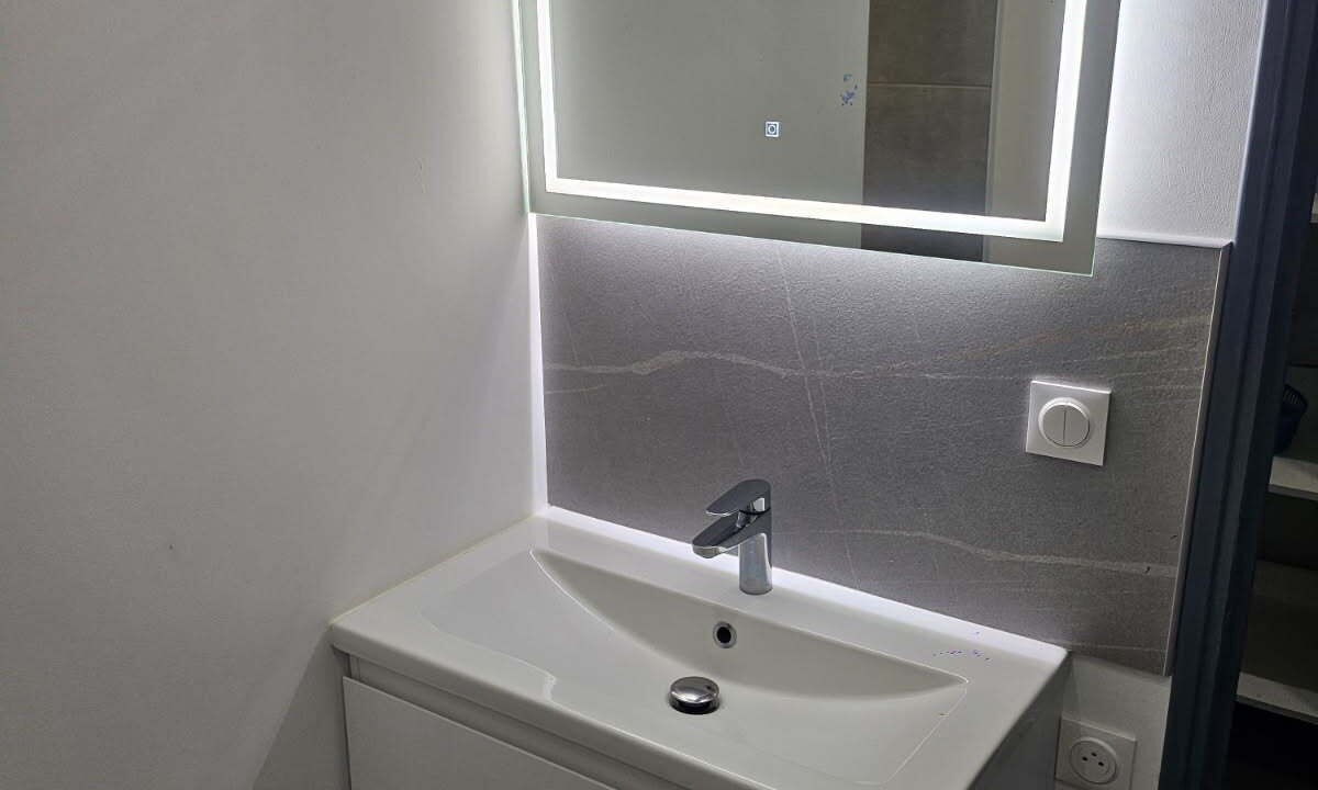 Photo of Bathroom in Lillers