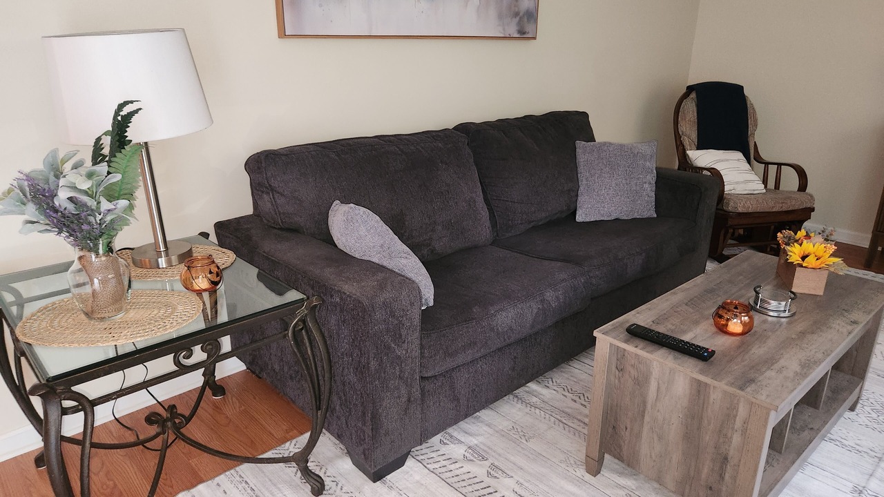 Photo of Livingroom in Fairview Park