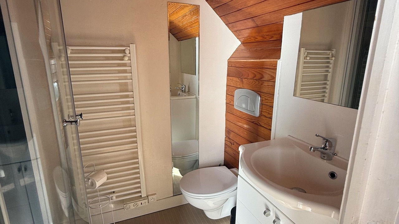 Photo of Bathroom in Champeaux