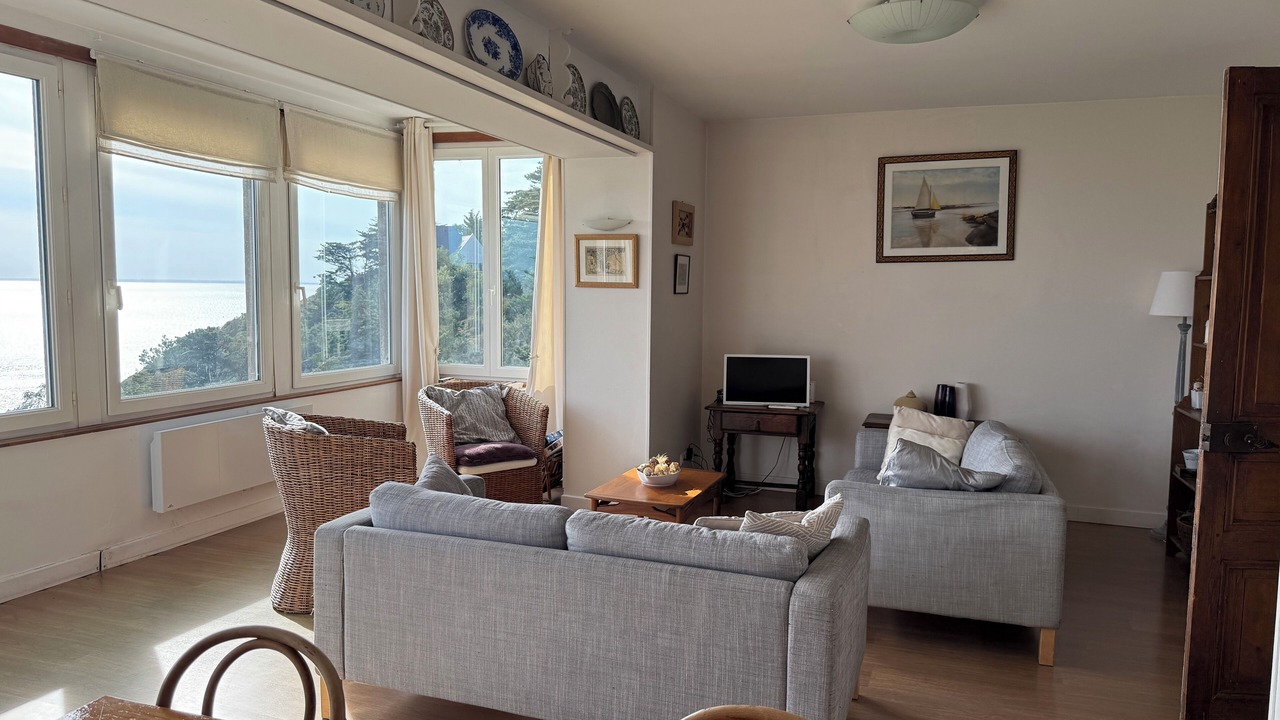 Photo of Livingroom in Champeaux