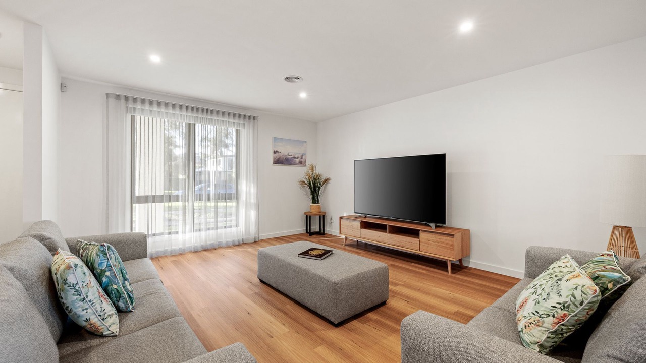 Photo of Livingroom in Rhyll