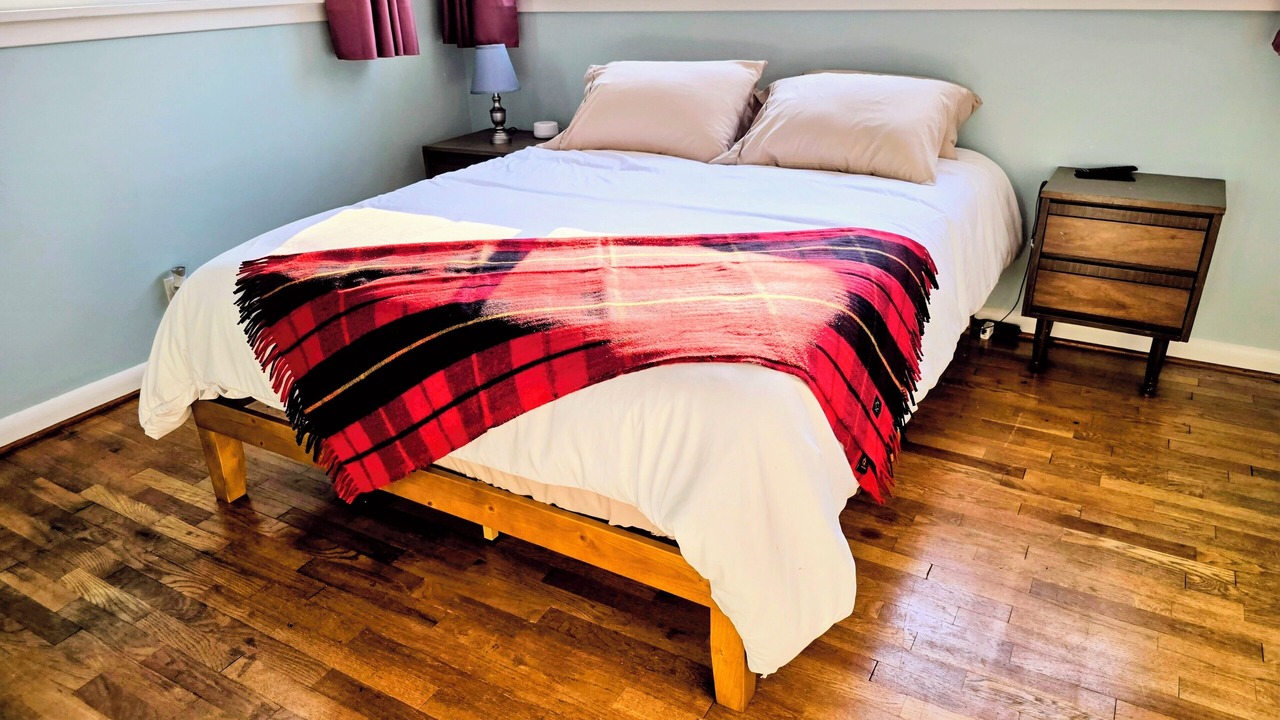 Photo of Bedroom in Oak Harbor