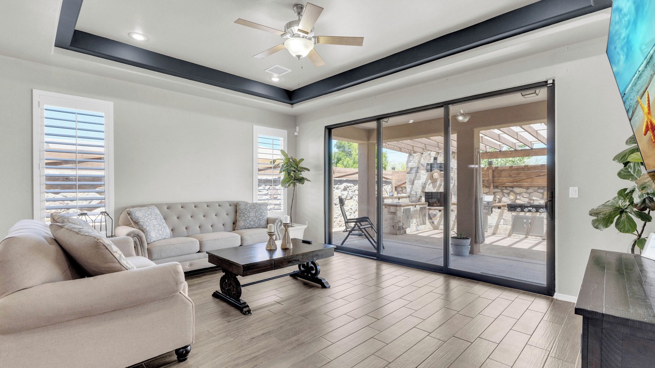 Photo of Livingroom in Biggs Field