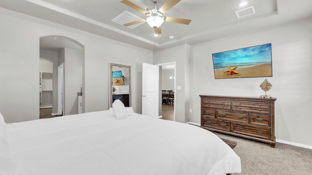 Photo of Bedroom in Biggs Field