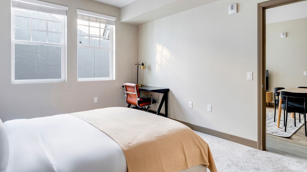 Photo of Bedroom in Burlingame