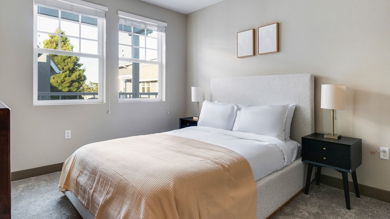 Photo of Bedroom in Burlingame