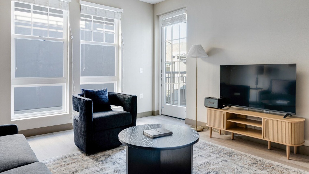Photo of Livingroom in Burlingame