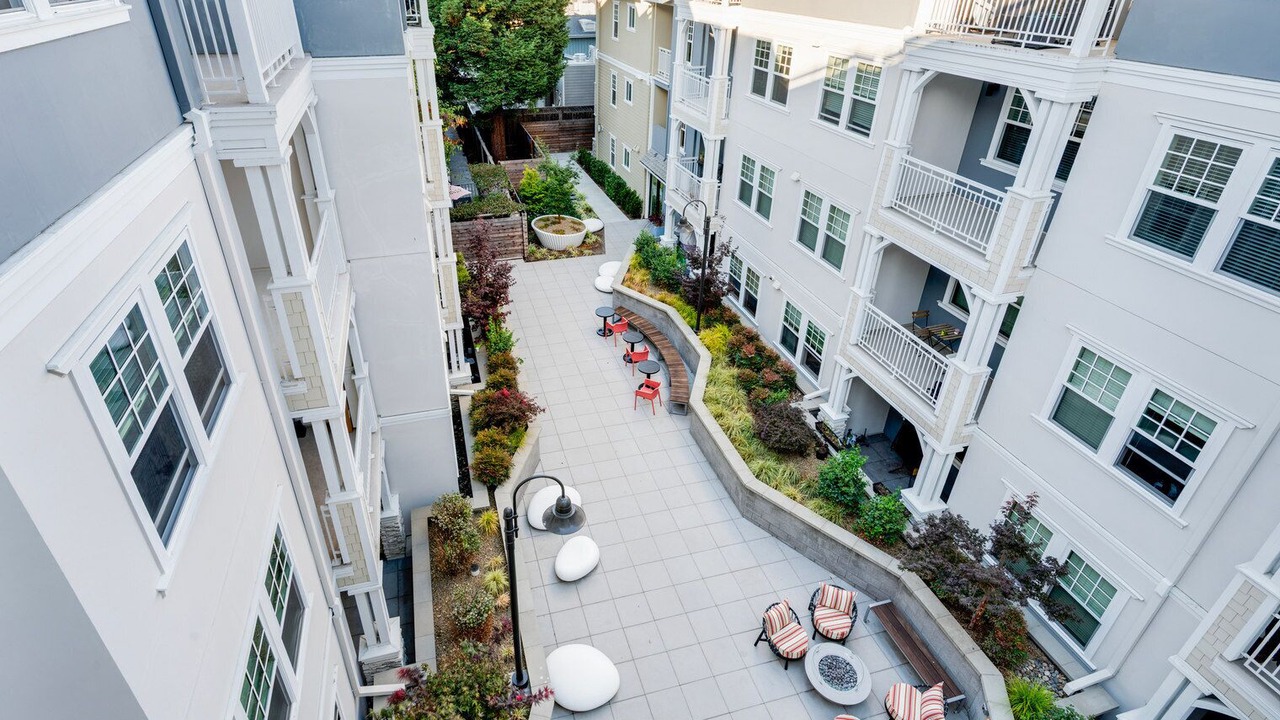 Photo of Patio Balcony in Burlingame