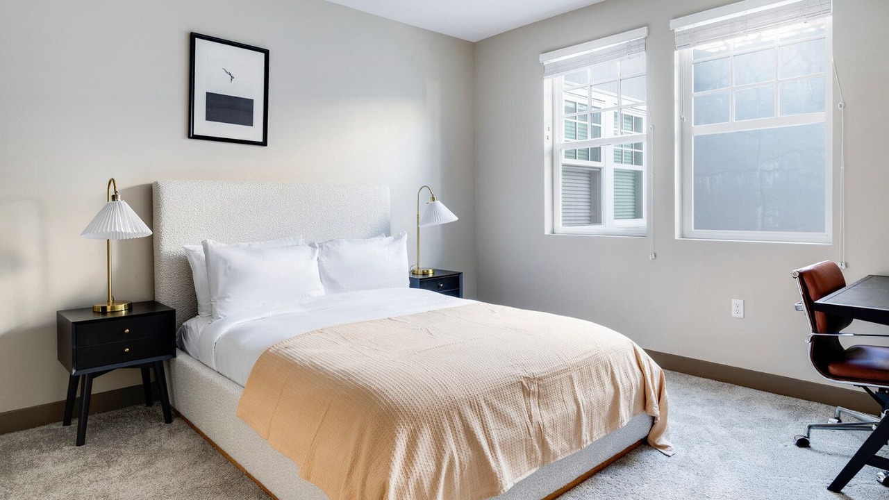 Photo of Bedroom in Burlingame