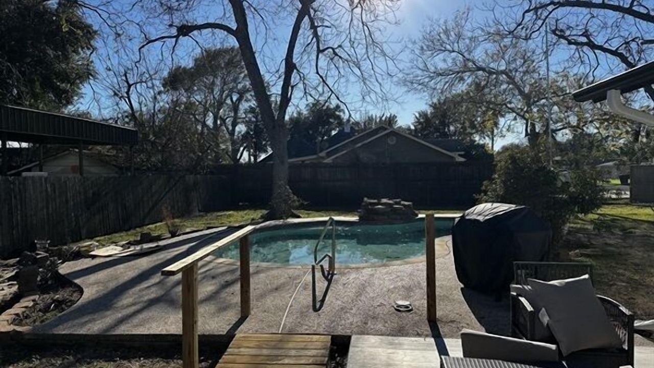 Photo of Outdoor in Groves