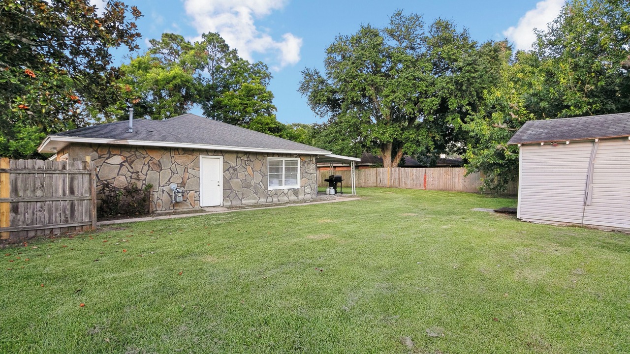 Photo of Outdoor in Groves