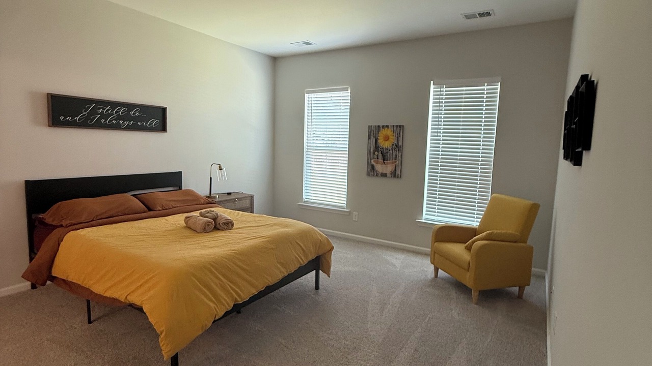 Photo of Bedroom in Pooler