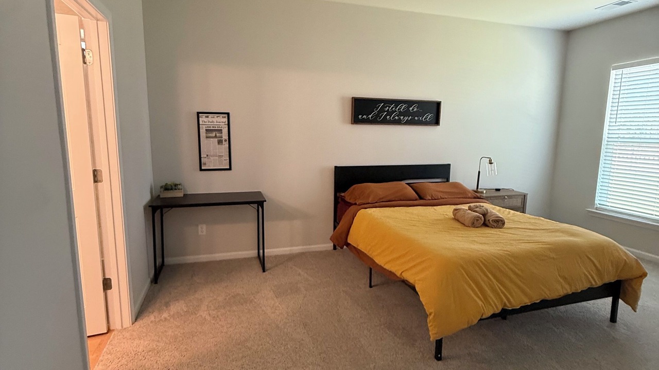 Photo of Bedroom in Pooler