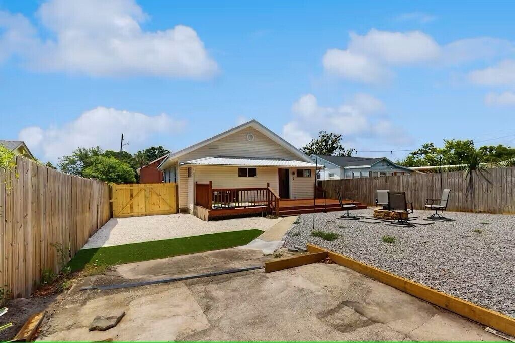 Photo of Outdoor in South Pensacola