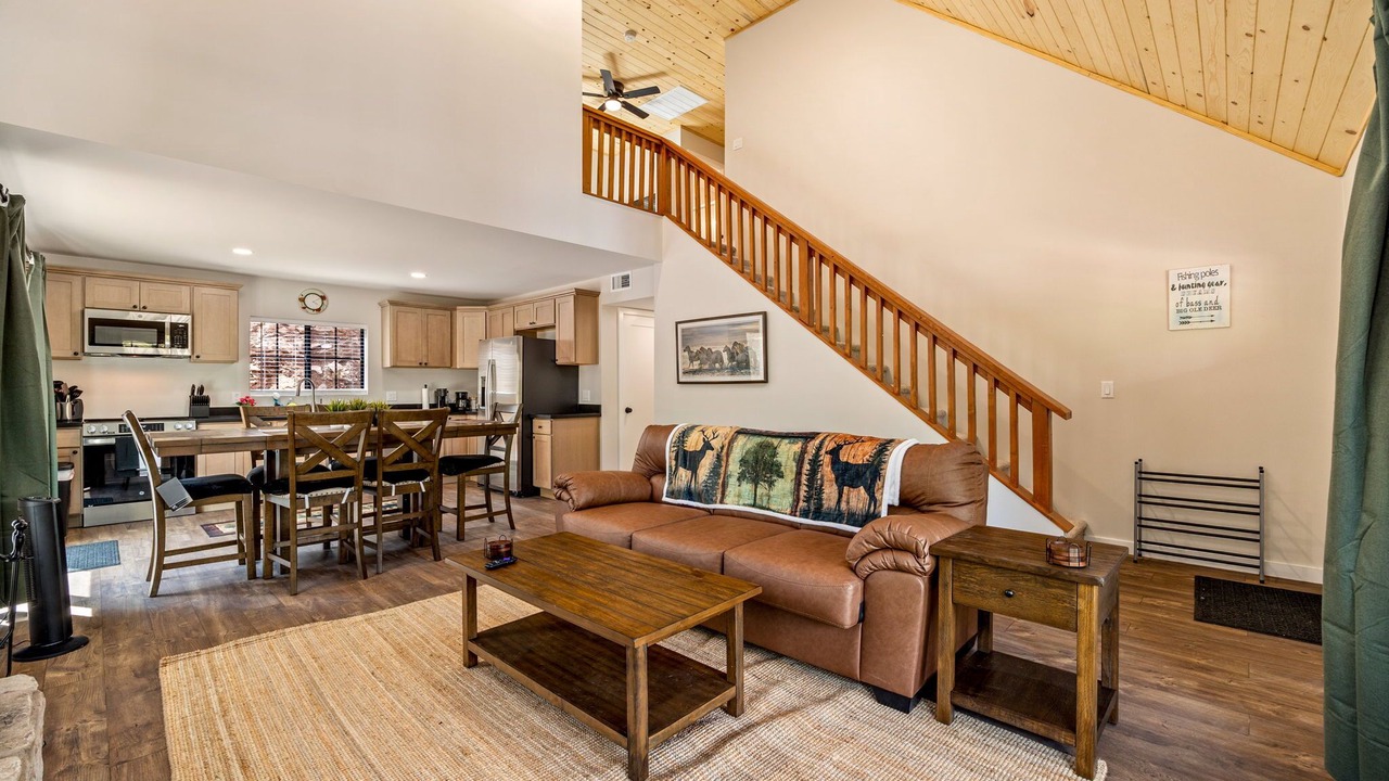 Photo of Livingroom in Eagar