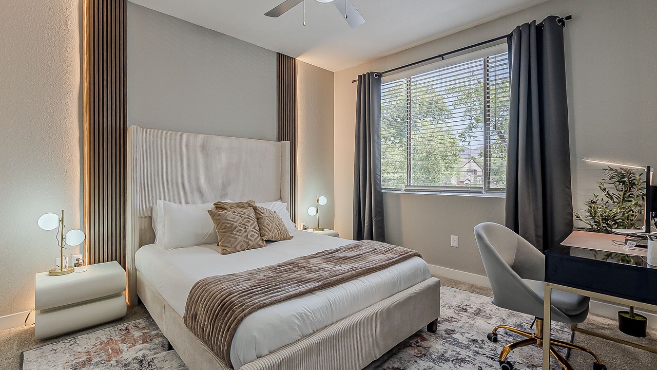 Photo of Bedroom in McDowell Mountain Apartments